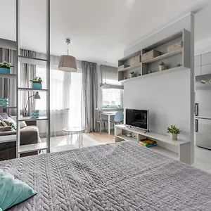 Comfort Awiator Apartament
